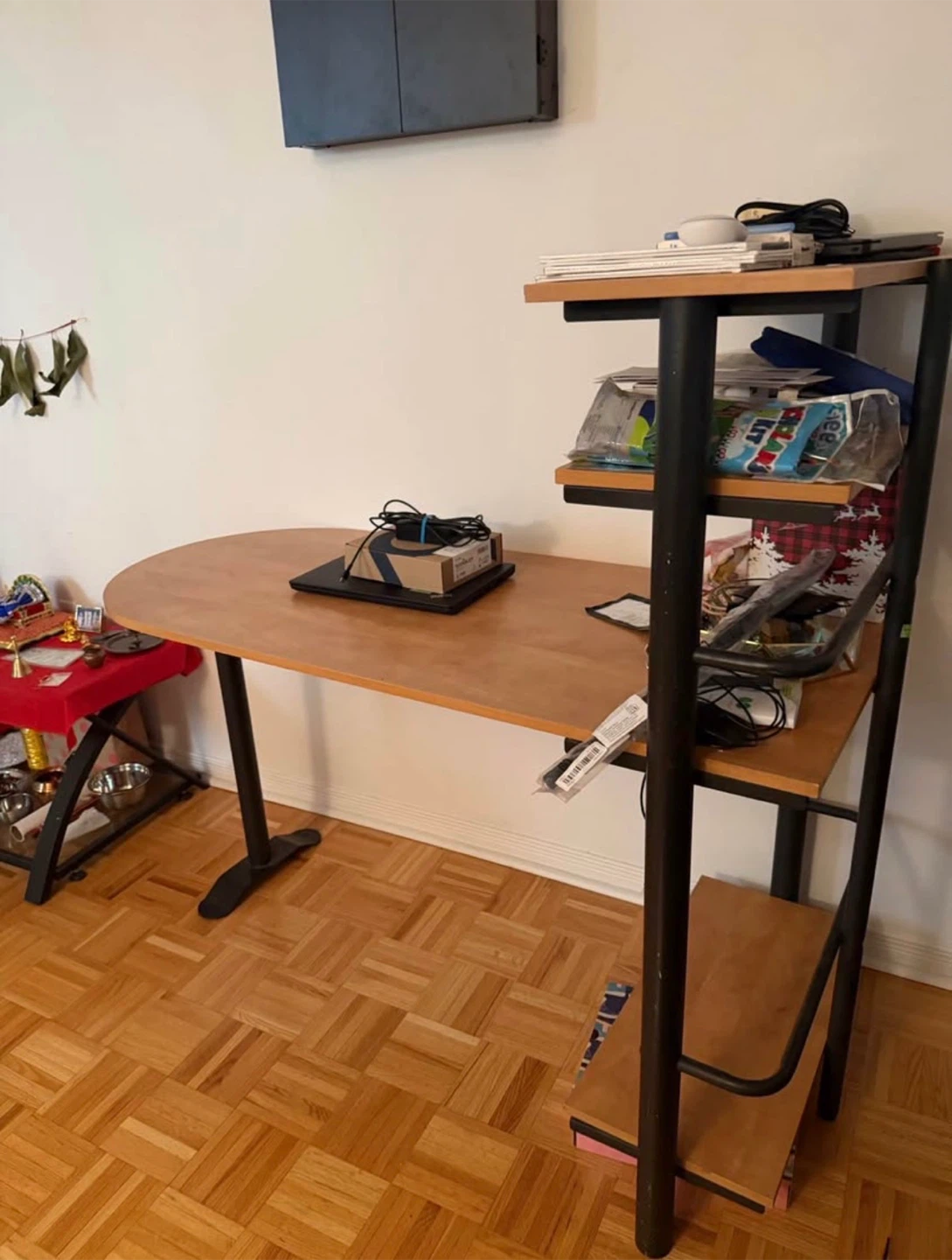 Modern Computer Desk with Storage Shelves – Like New - photo 4