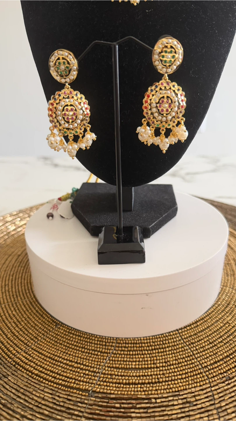 Gold Plated Choker Necklace and Earring Set with Pearls - photo 3