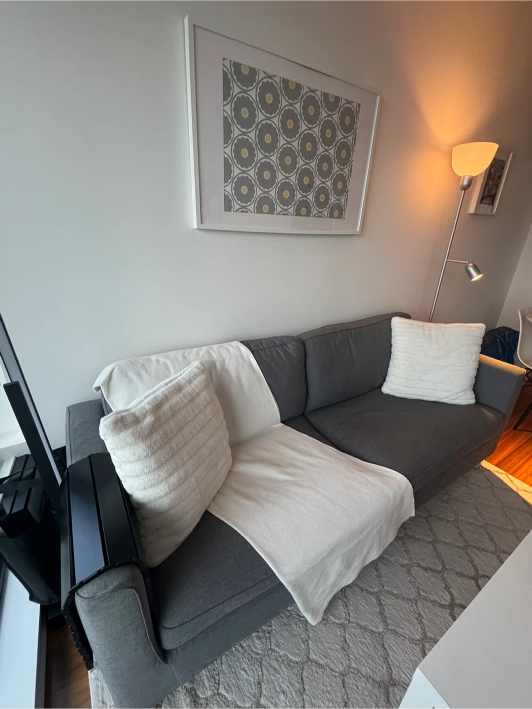 Ikea Sofa - photo 4