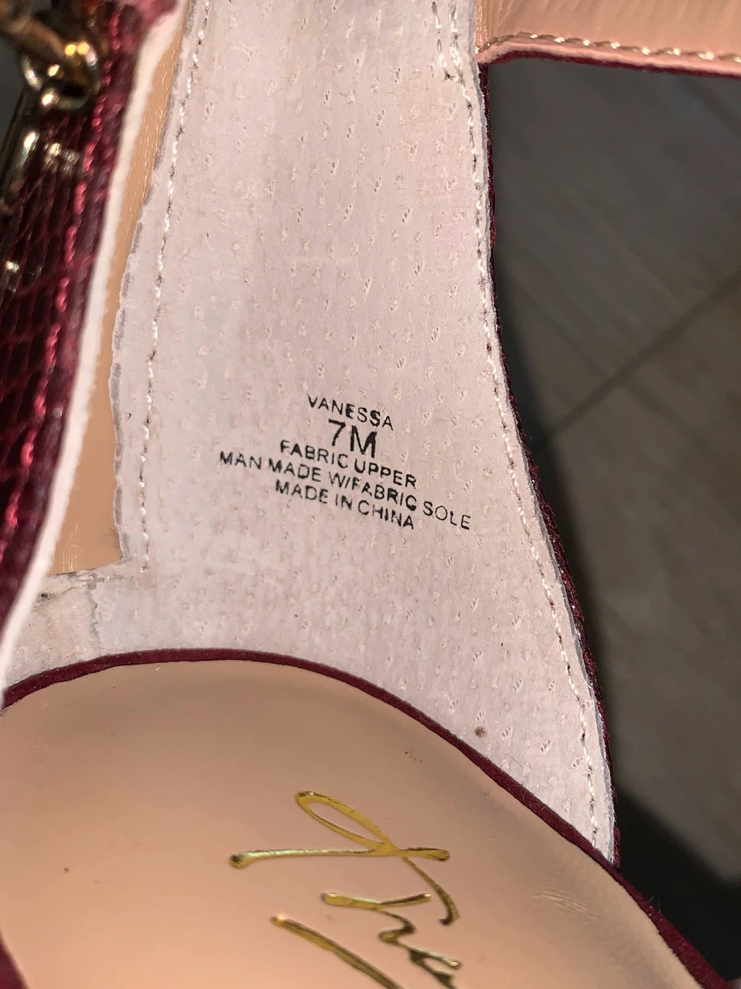 Varnished Burgundy Heels - photo 5
