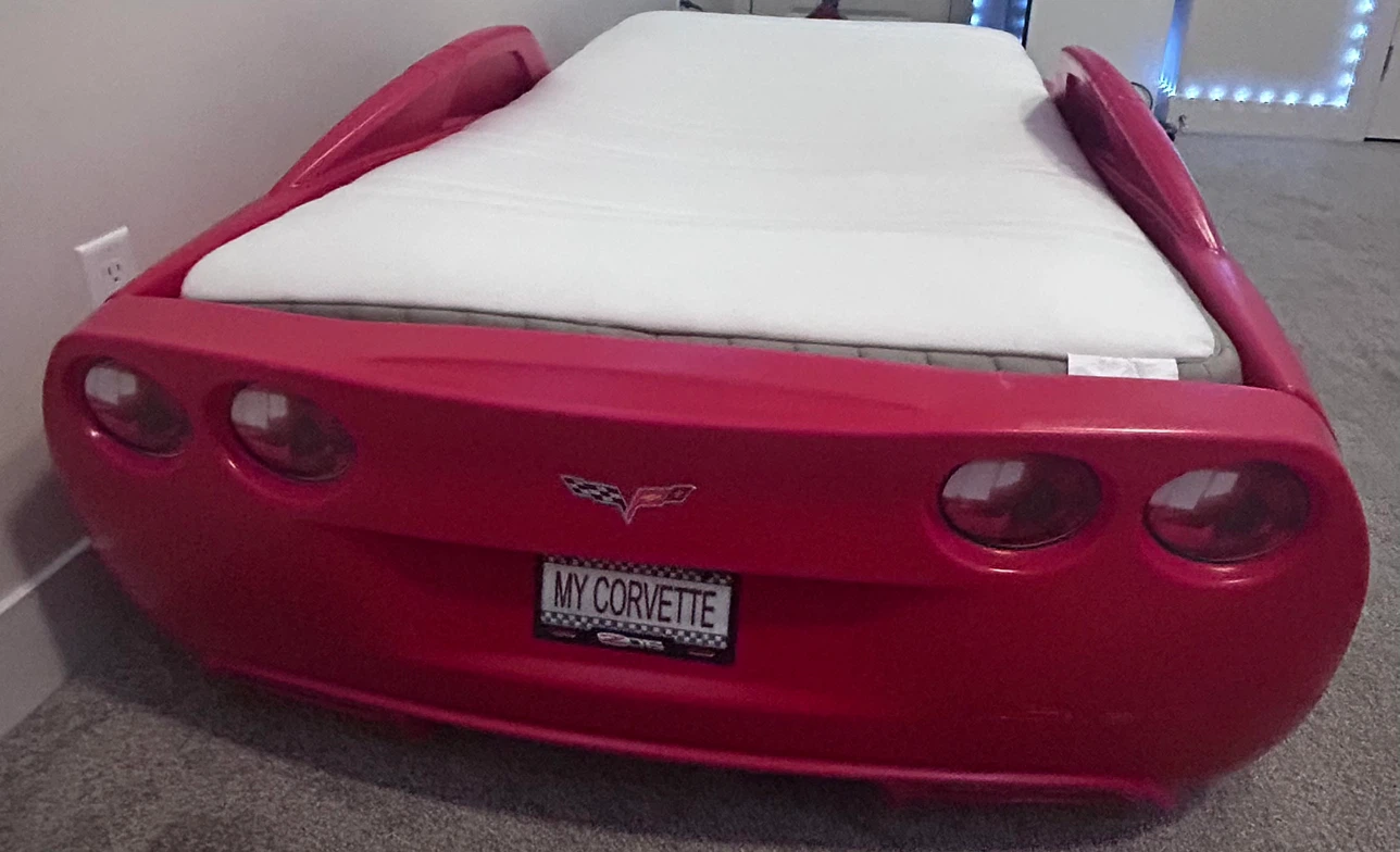 Step 2 Corvette Toddler to Twin-Sized Red Bed - photo 4