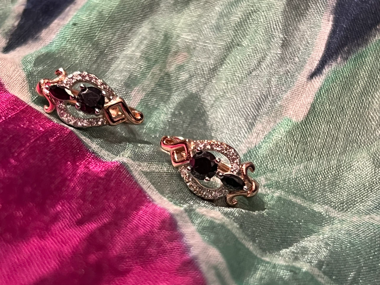 Rose Gold tone Earrings with Black Stones - photo 3