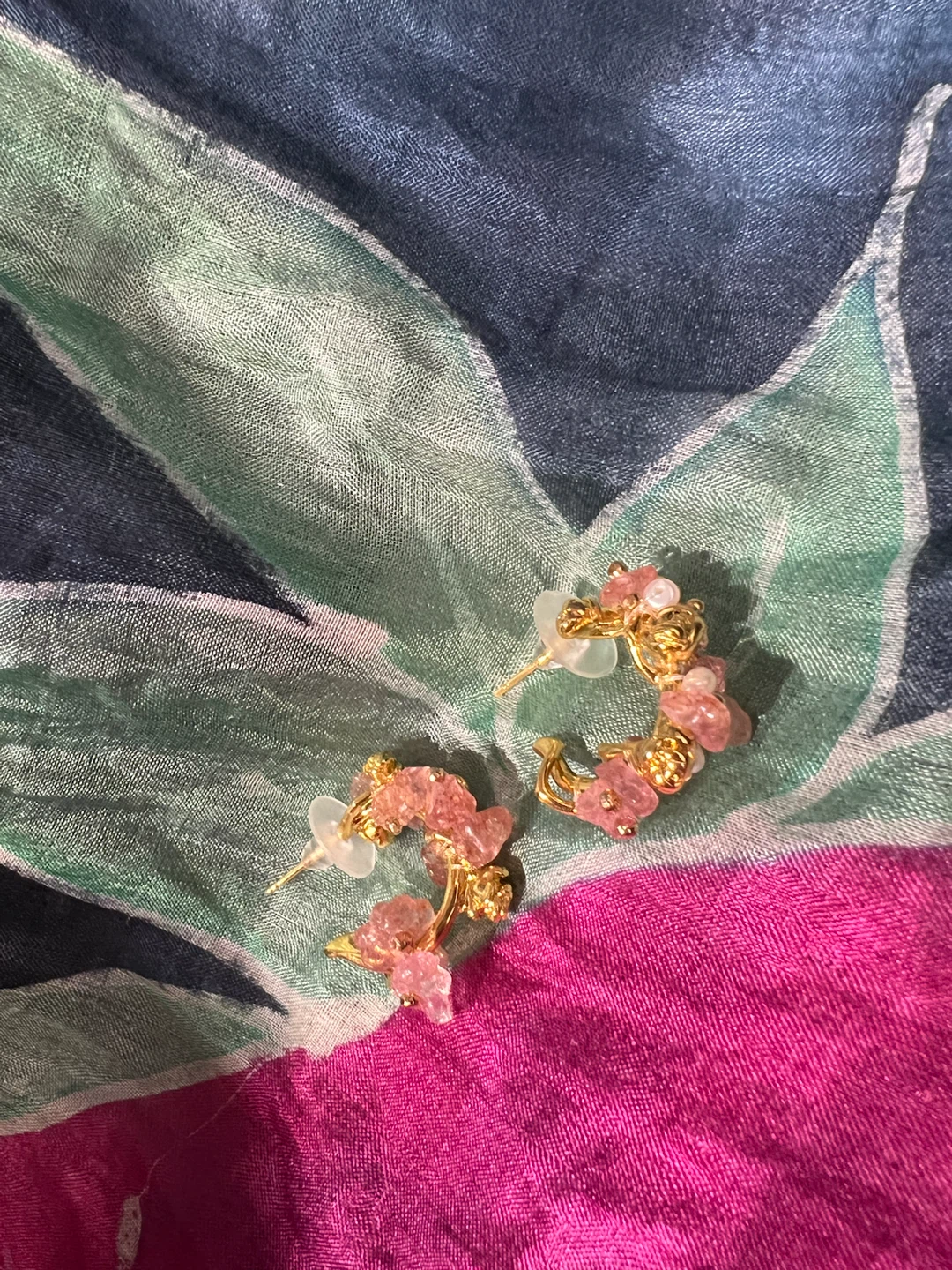 Gold-tone Hoop Earrings with Pink Gemstones and Pearls - photo 4