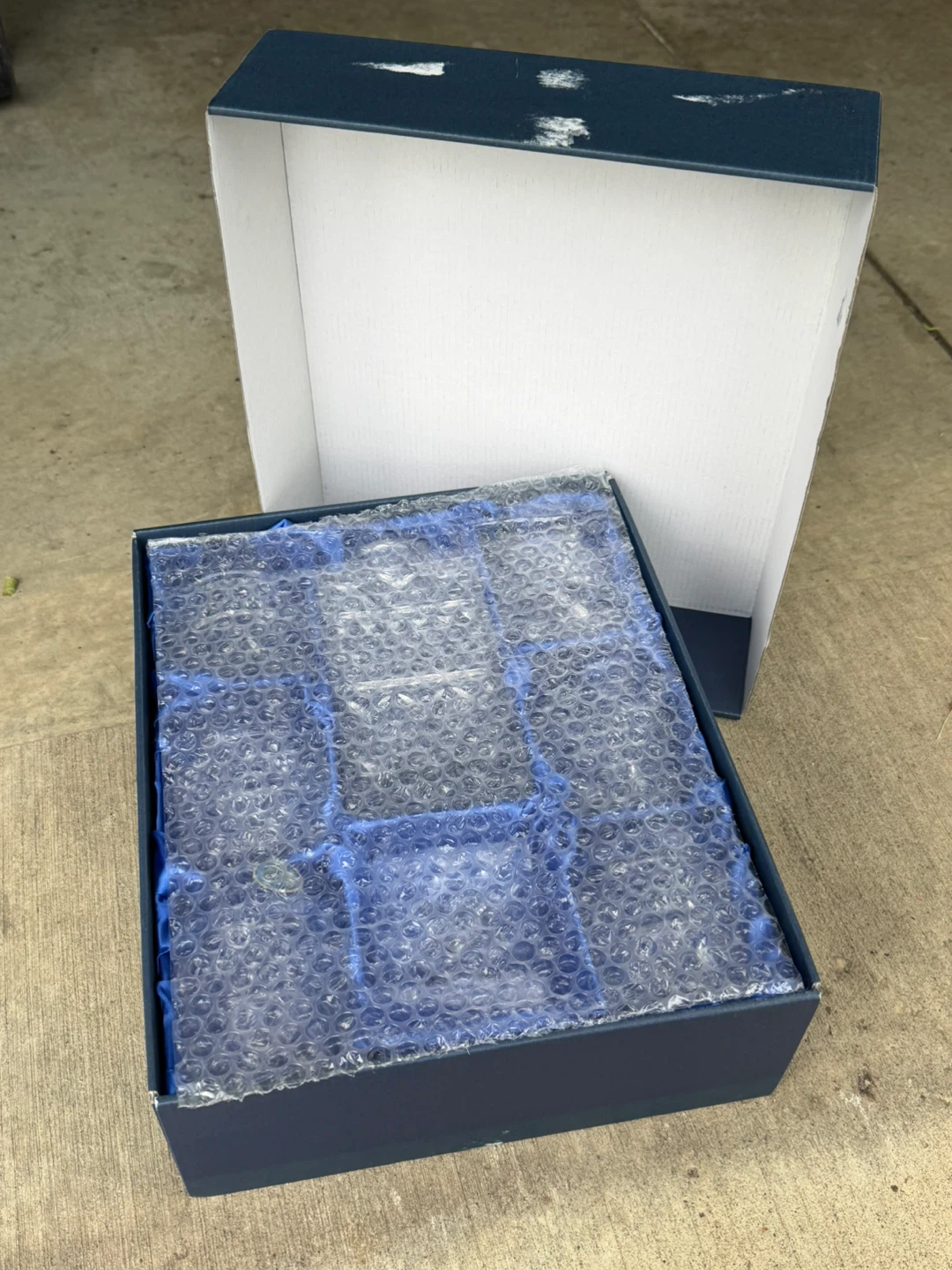 Royal Doulton Whiskey Decanter and Tumbler Set - photo 5