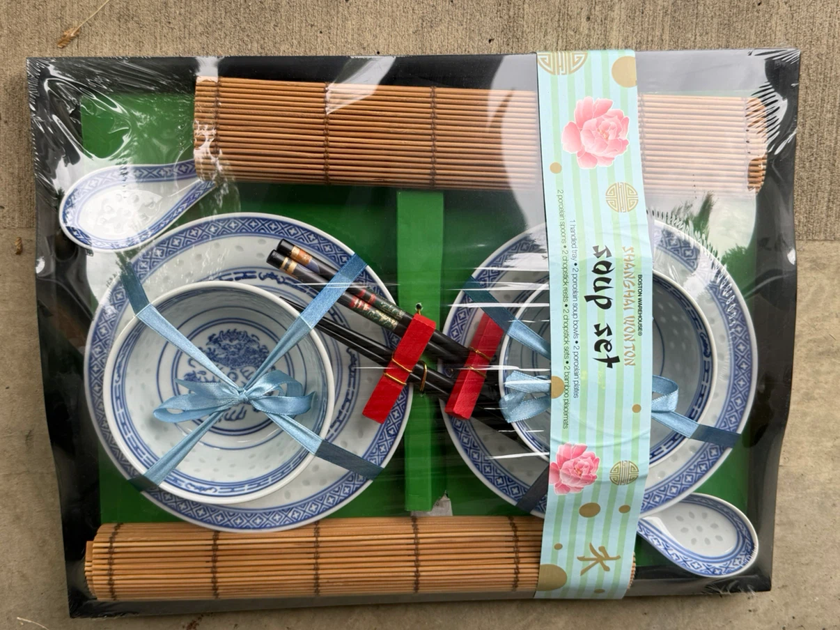 Porcelain Soup Set
