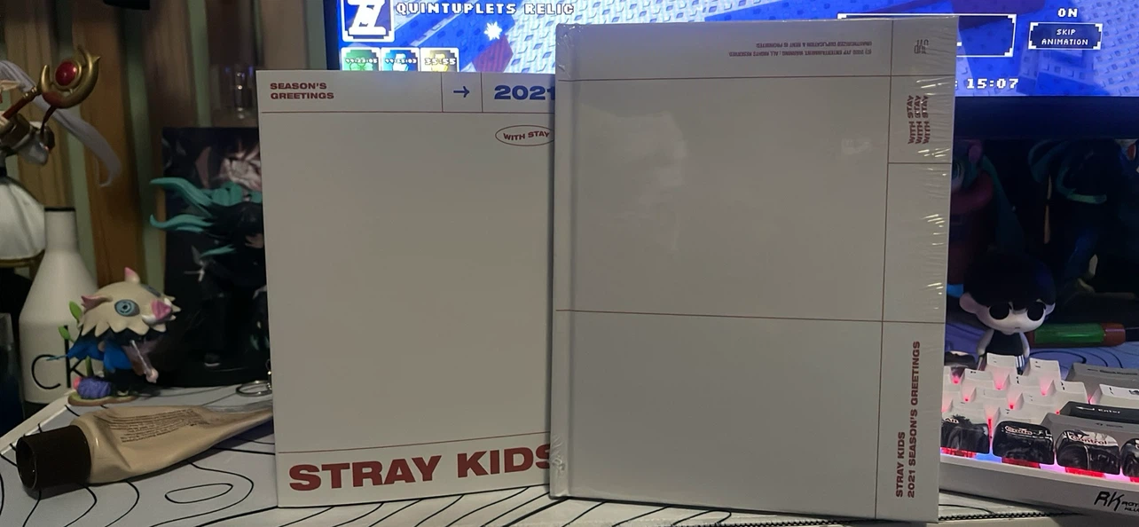 Stray Kids 2021 Season's Greetings Photobook
