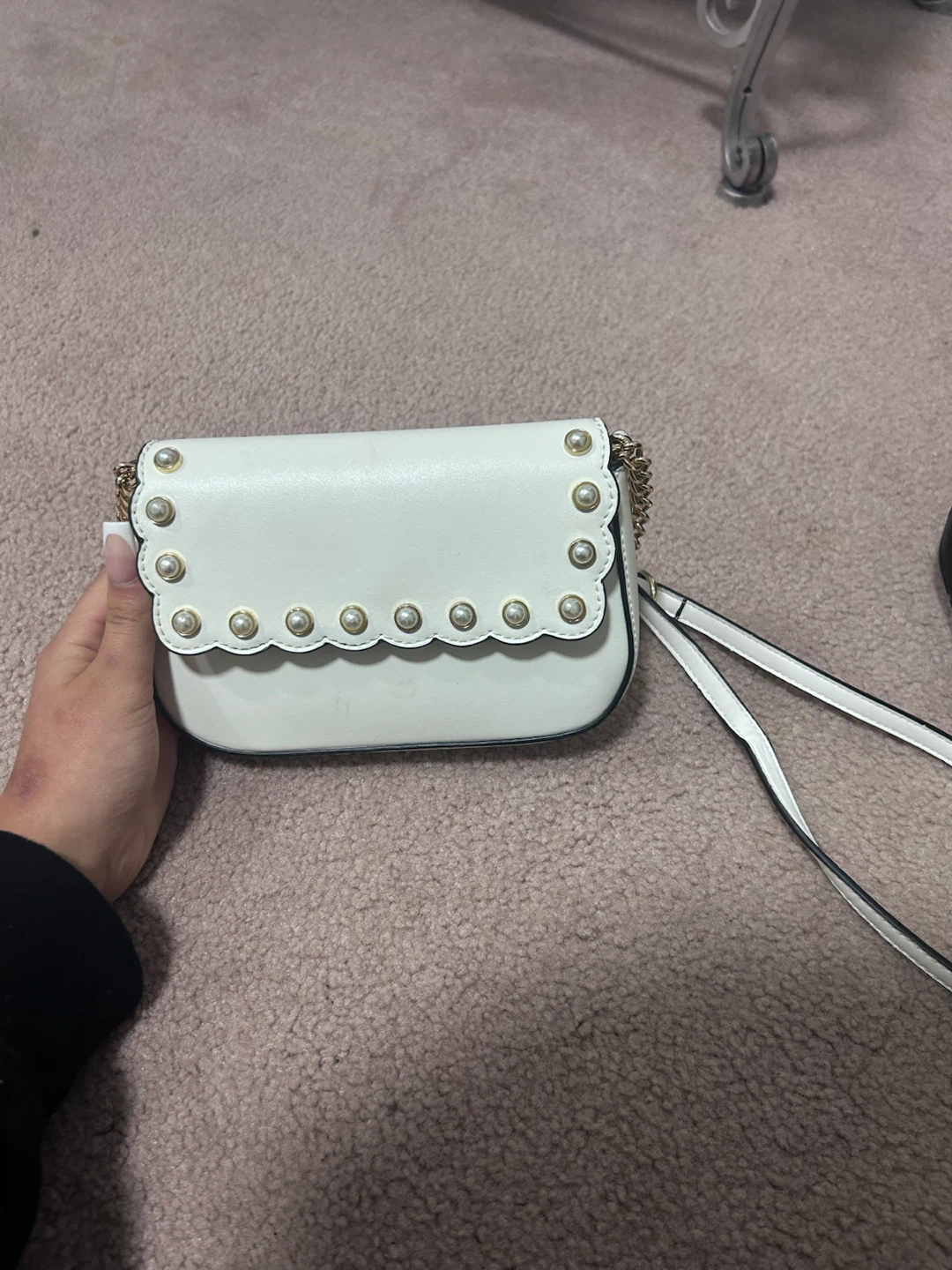 giving away purses - photo 3