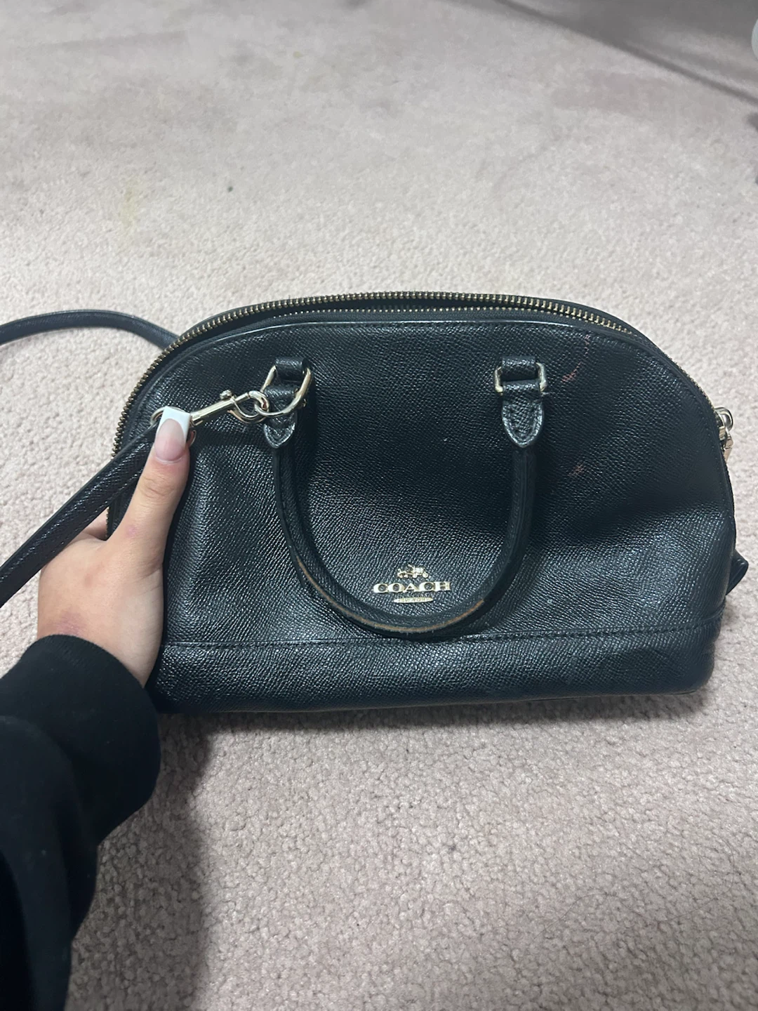 giving away purses - photo 4