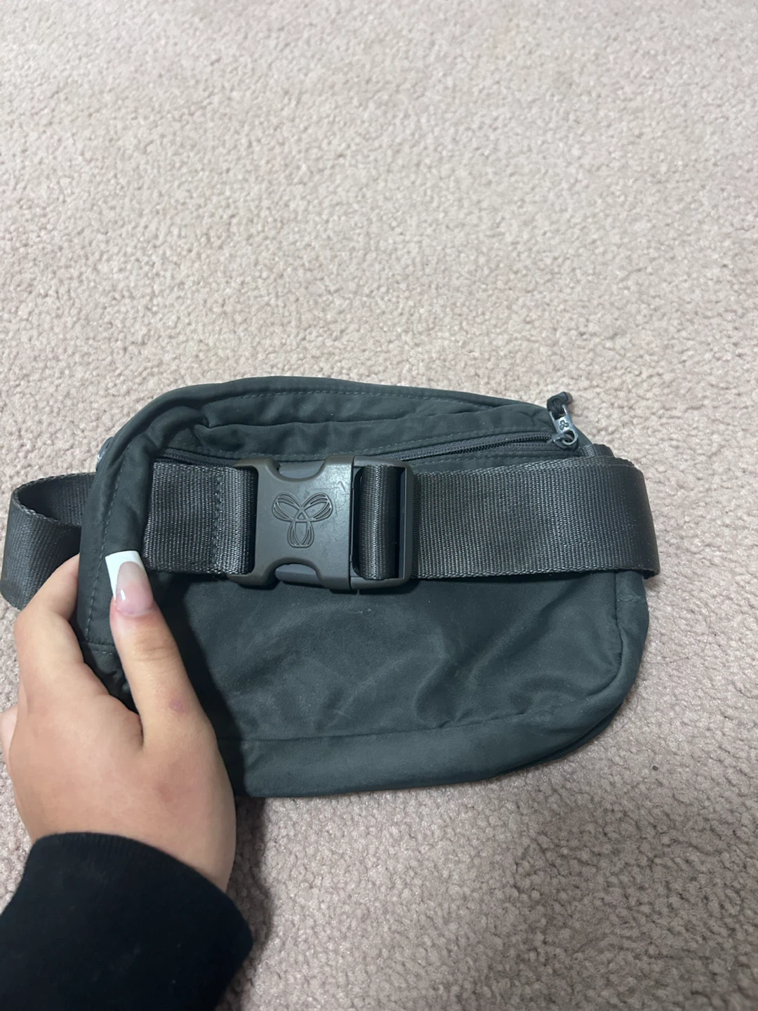 giving away purses - photo 5