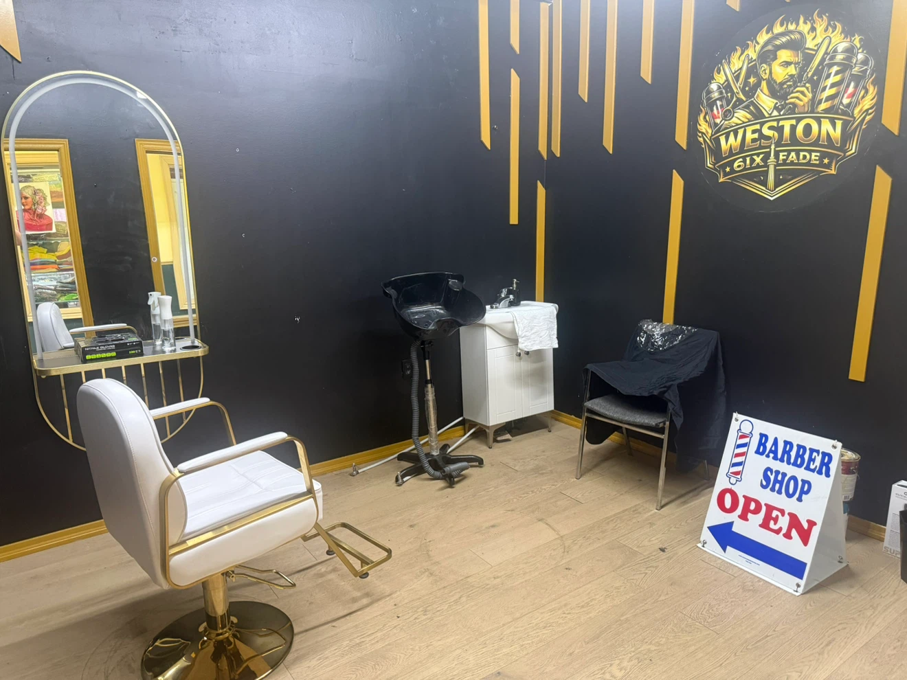 For Rent Barbershop 💈