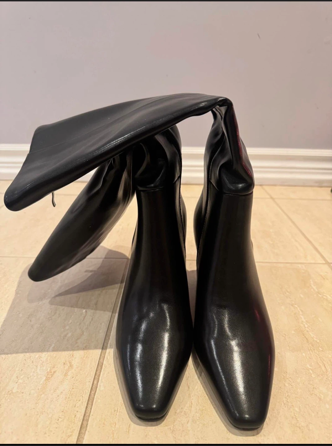 Black Heeled Boots - photo 2