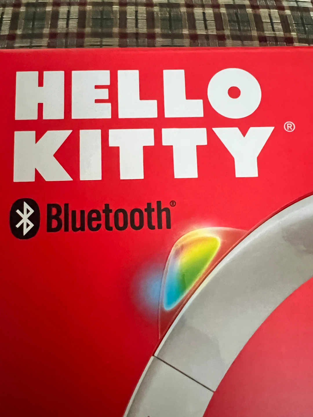 Hello Kitty Wireless Light-Up Headphones - photo 4