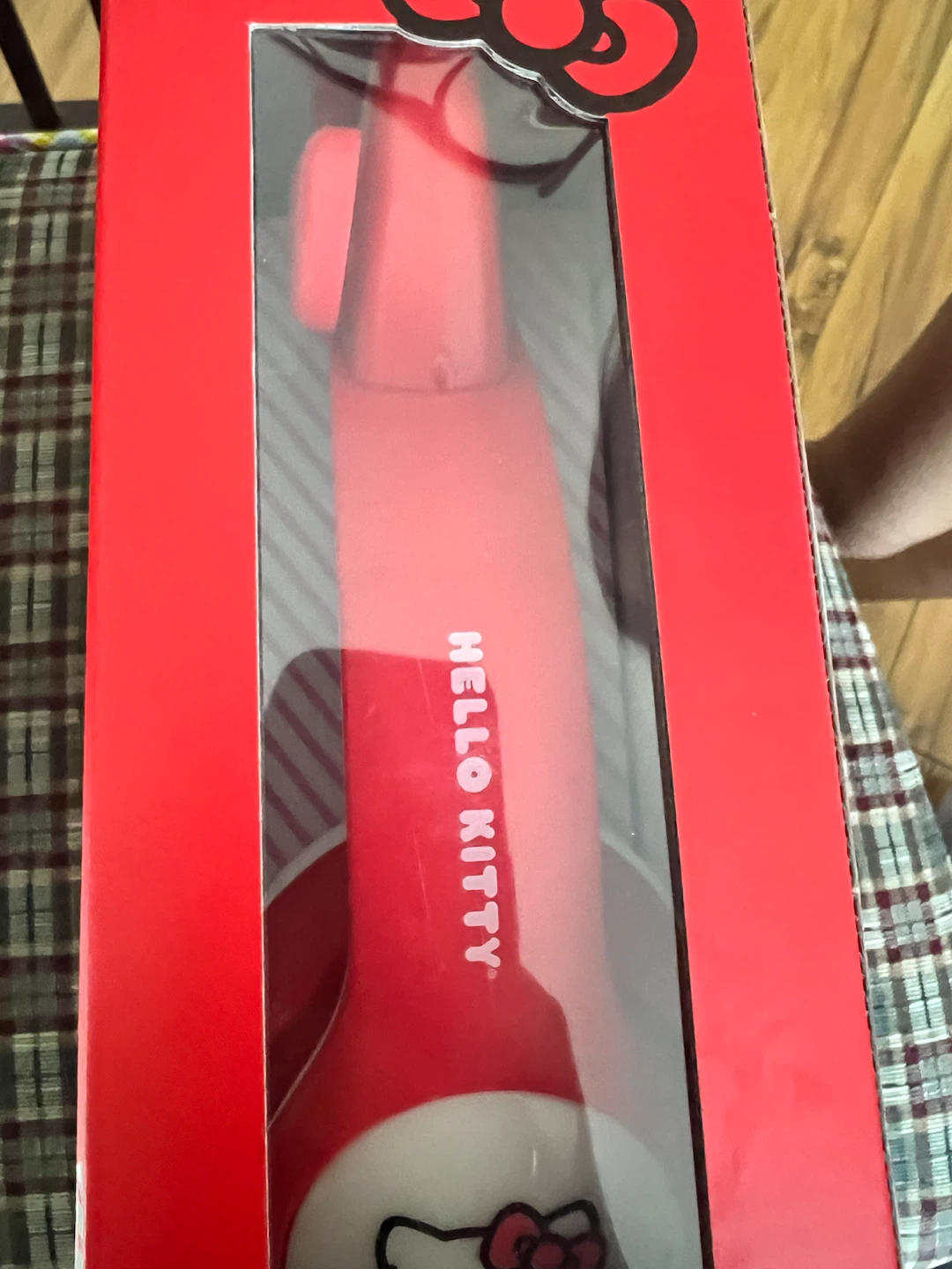 Hello Kitty Wireless Light-Up Headphones - photo 5