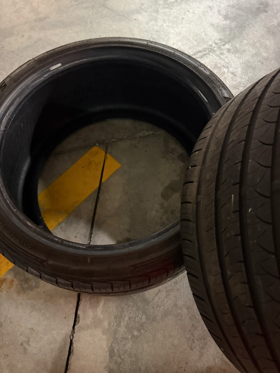 Hercules Raptis R-T5 255/35ZR18 Tires