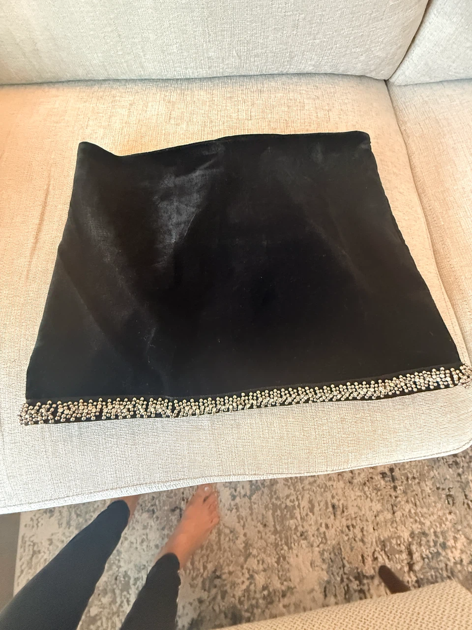 Black Velvet Skirt with Beaded Trim - Zara Size M - photo 2