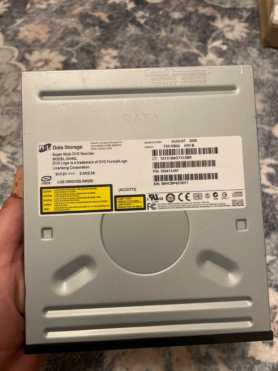 Hitachi-LG Data Storage Super Multi DVD Rewriter GH40L
