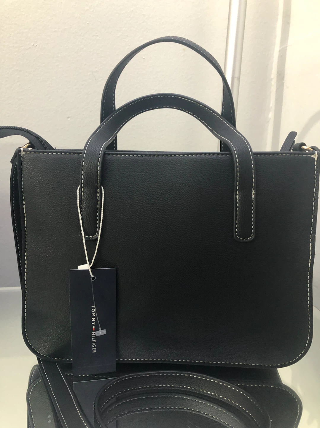 Tommy Hilfiger Black Leather Tote Bag - photo 2
