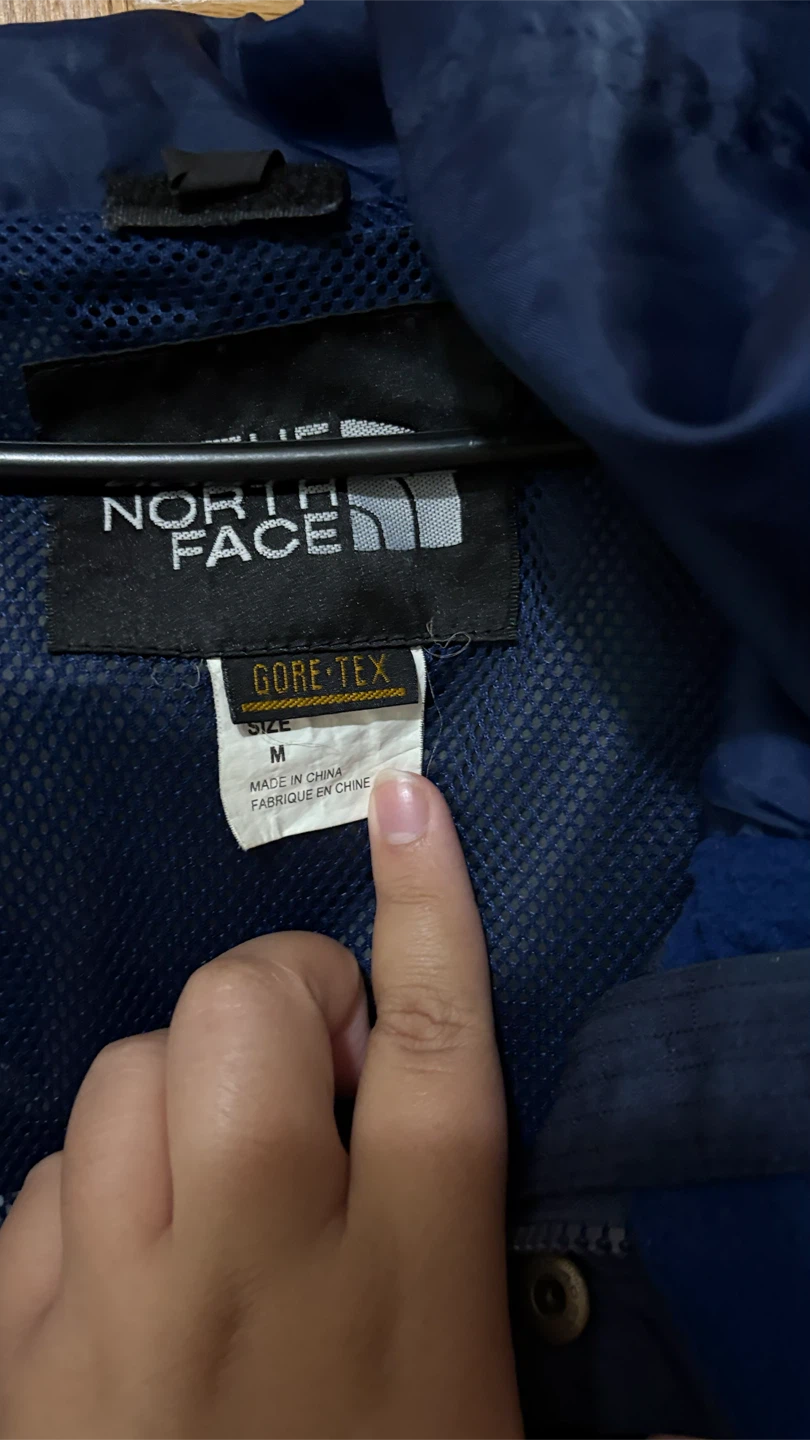 The North Face Gore-Tex Jacket - photo 2