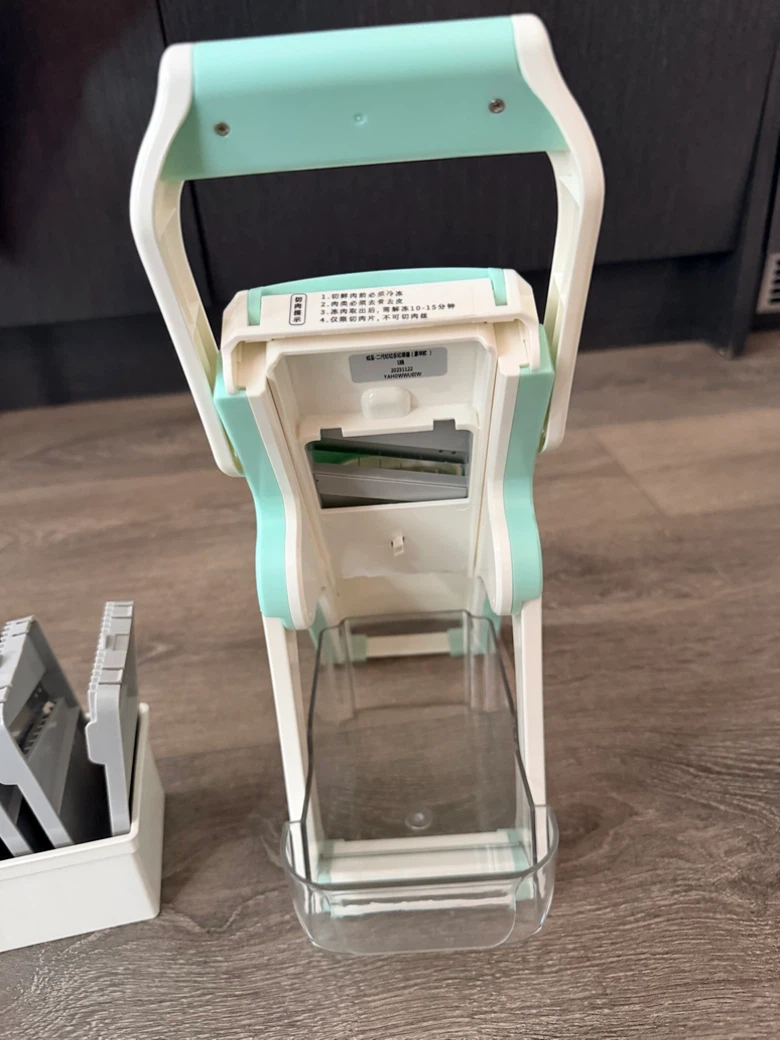 Vegetable Slicer with Multiple Blades - photo 3