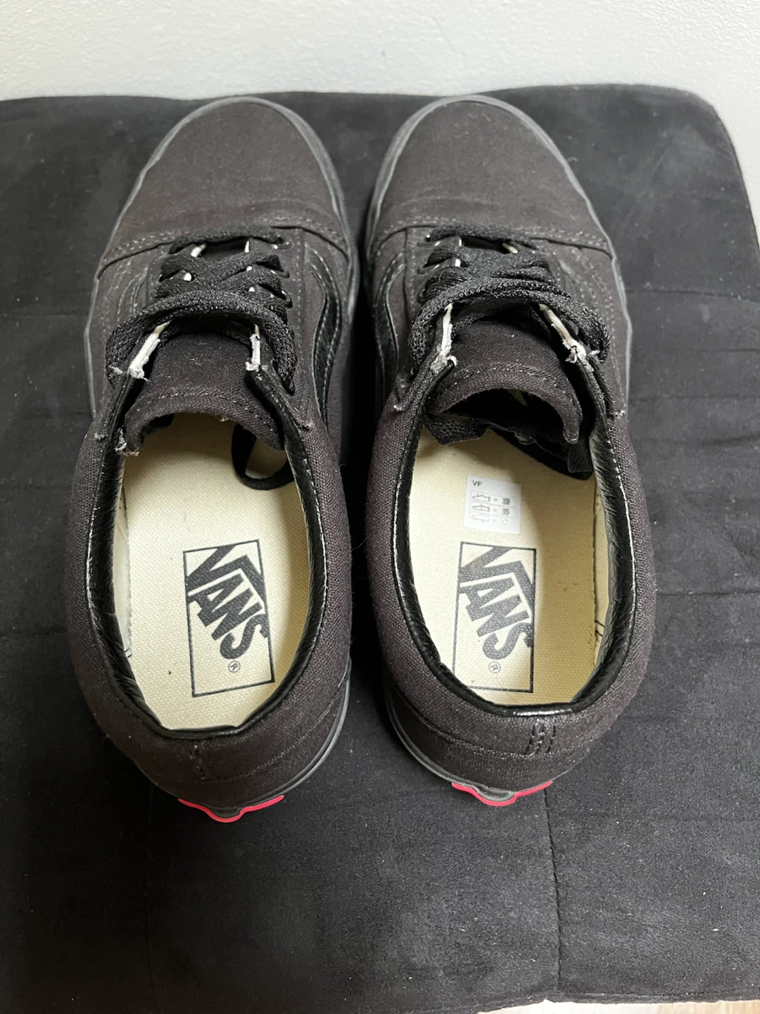 Vans Black-on-Black Sneakers  Women’s Size 7  Like New - photo 4