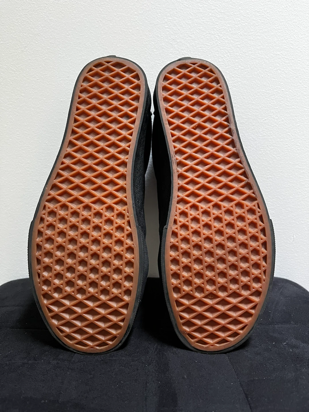 Vans Black-on-Black Sneakers  Women’s Size 7  Like New - photo 5