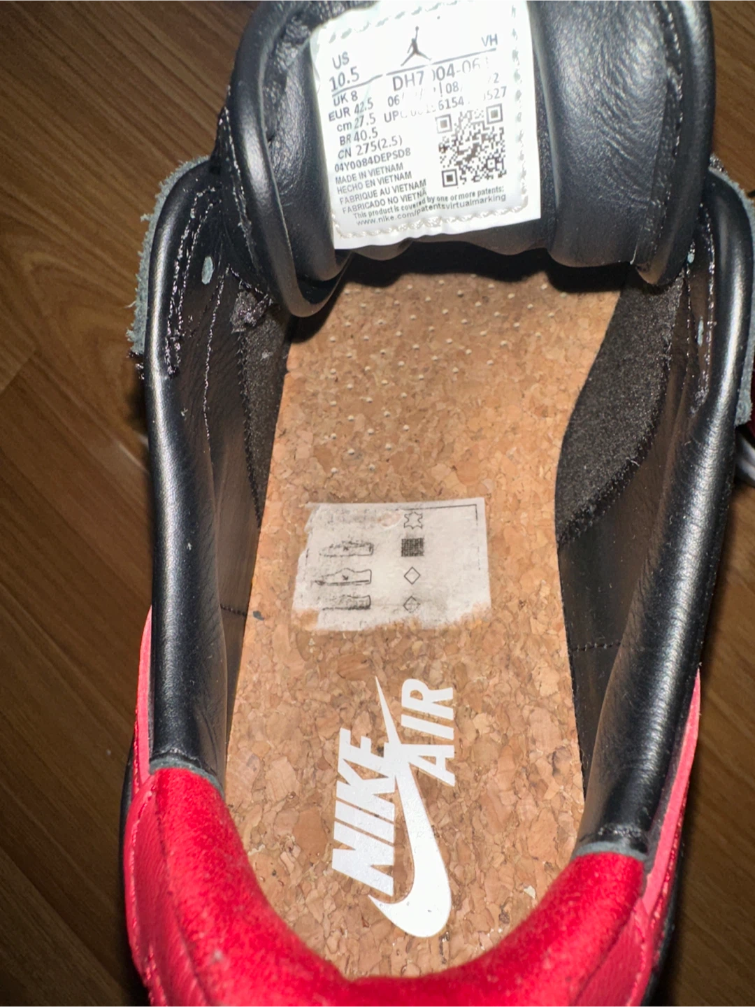 Nike Air Jordan 1 Low US 10.5 - photo 2