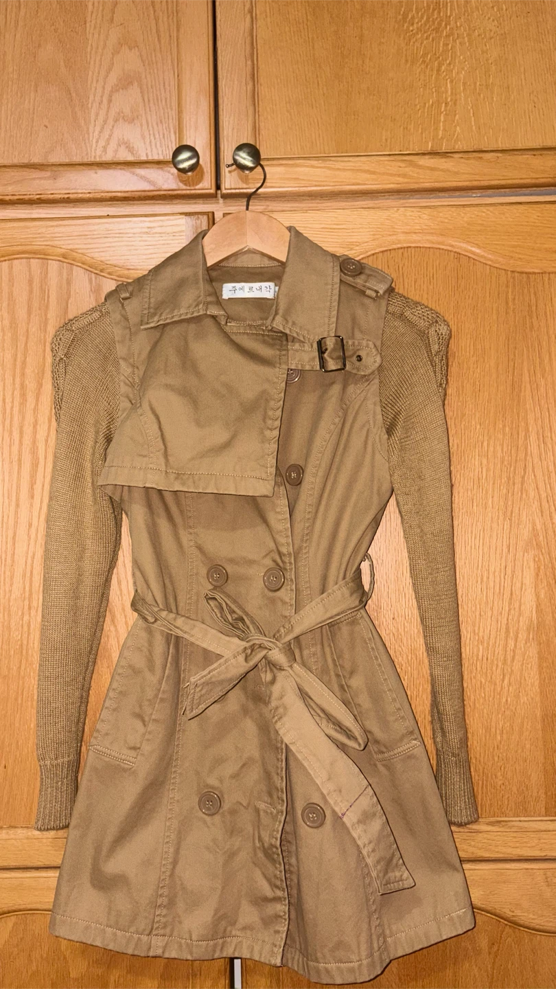 Tan Double-Breasted Trench Coat with Knit Sleeves - photo 3