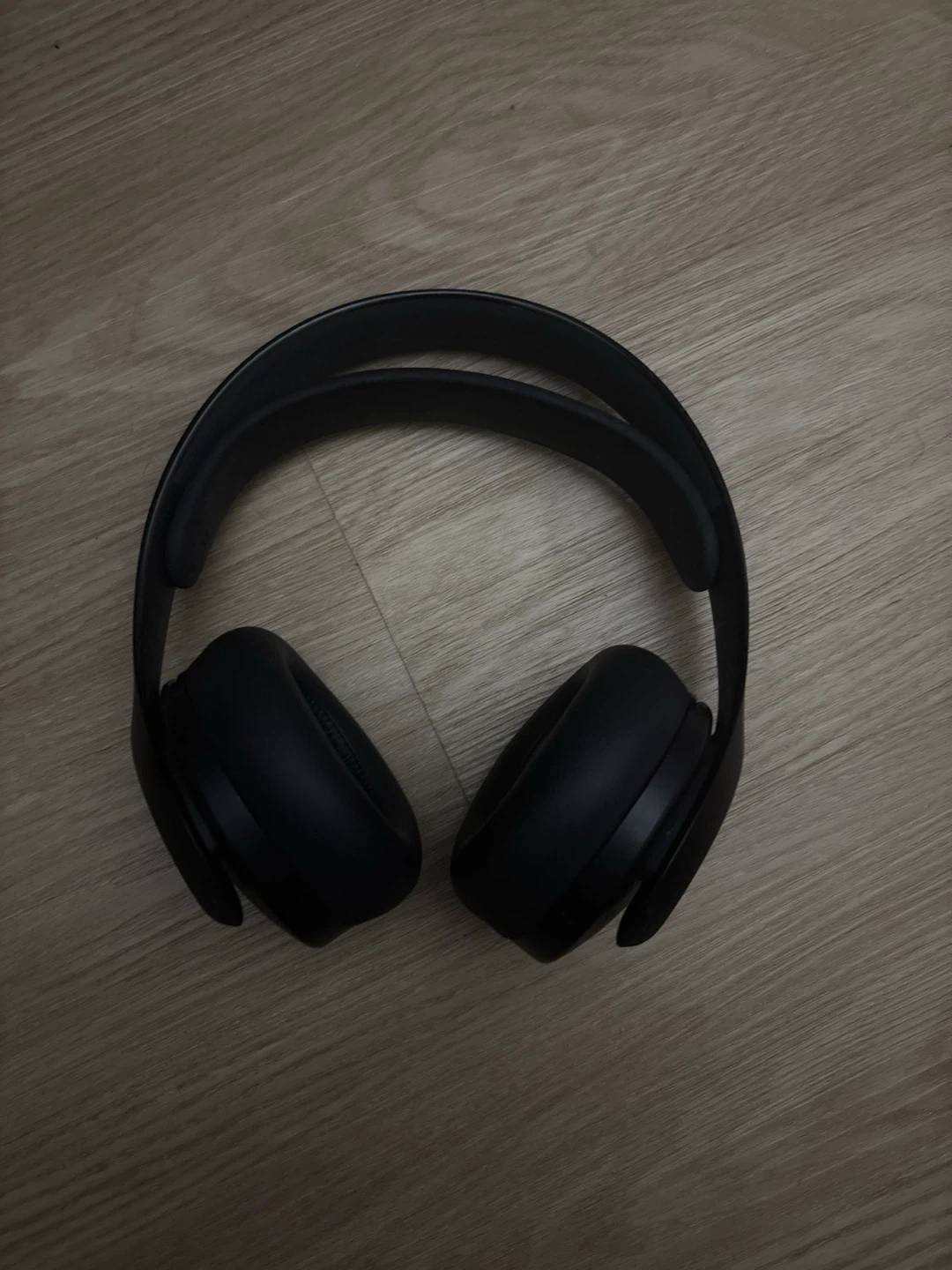 Black Over-Ear Headphones - photo 3
