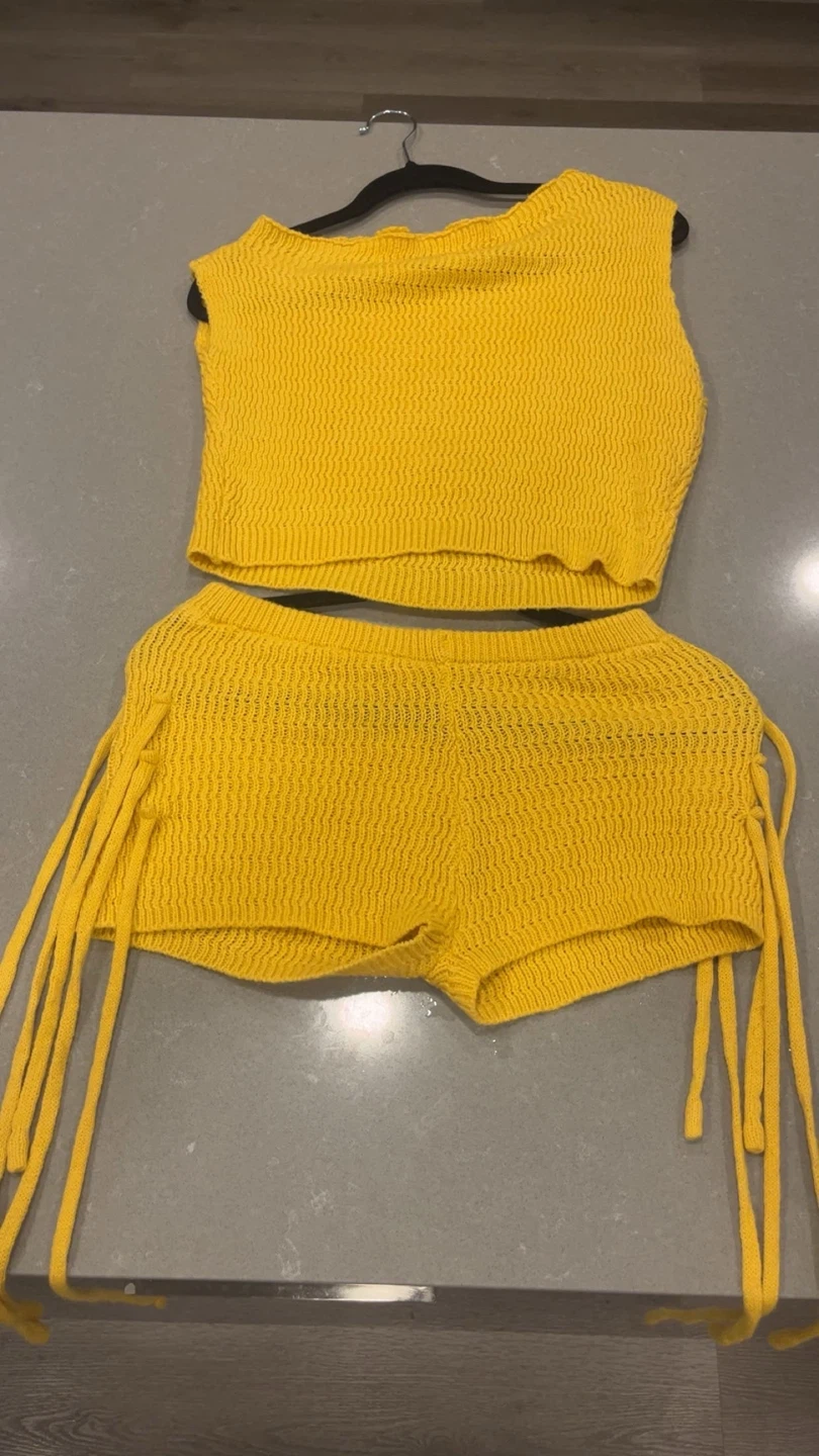 Yellow Knit Top and Shorts Set - photo 3