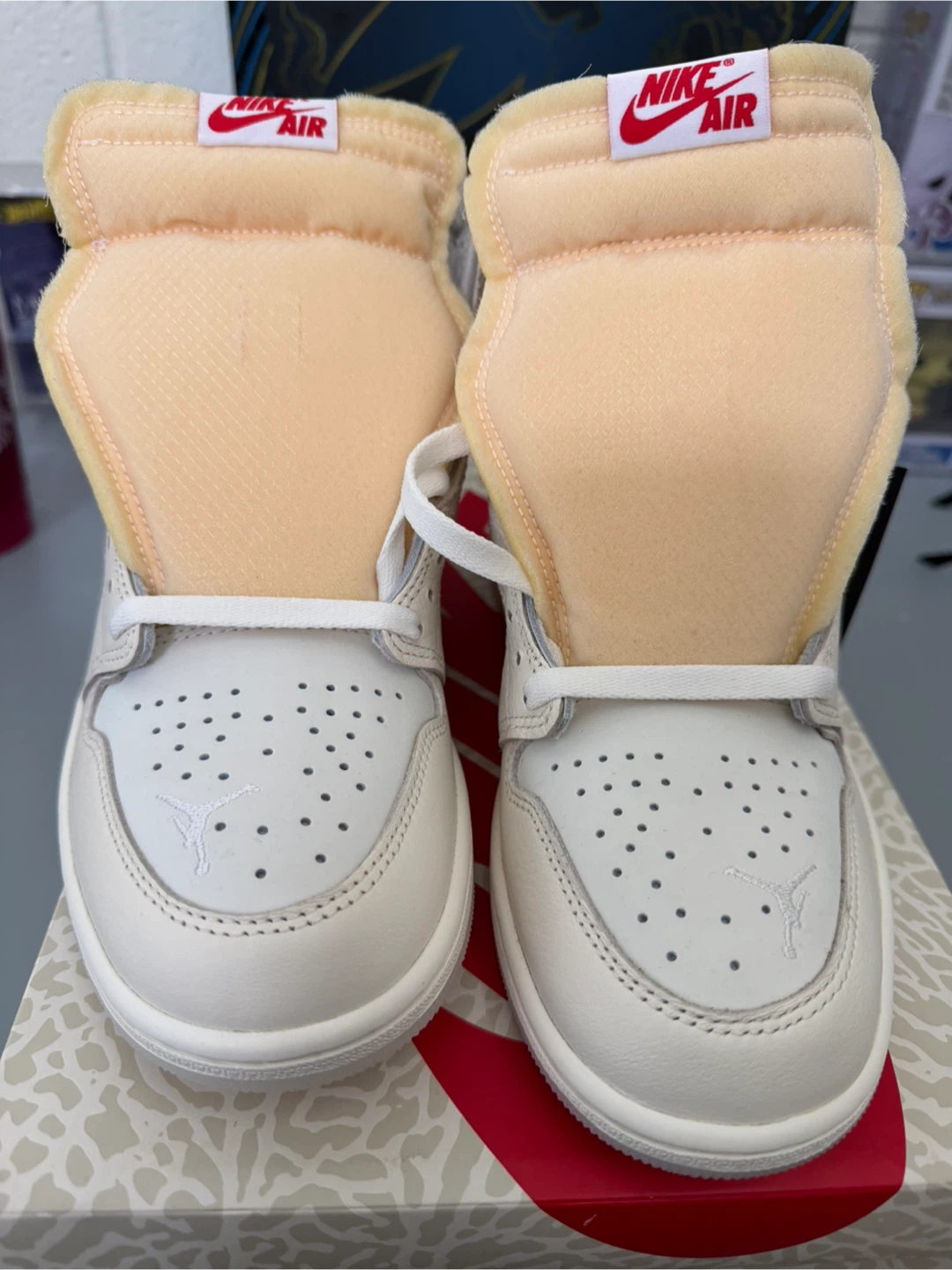 Nike Air Jordan 1 Retro High OG "Sail" Size 9 - photo 3