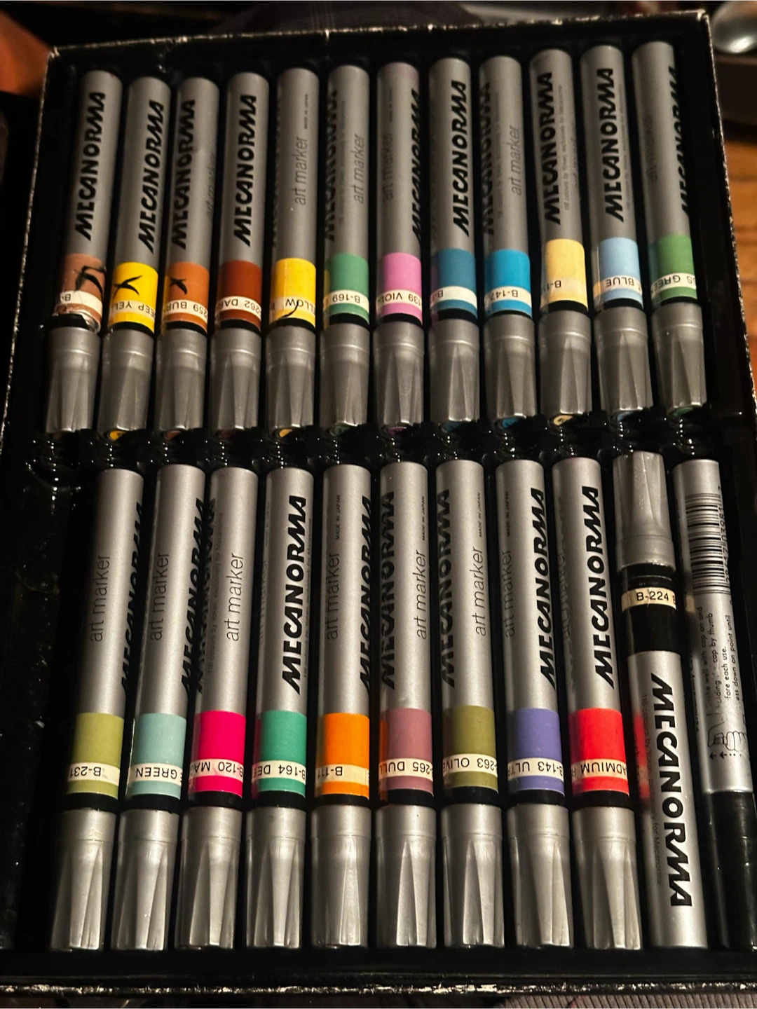 Vintage Mecanorma Art Markers