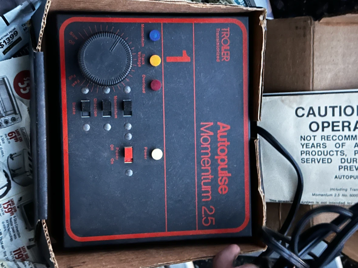 Vintage Troller Autopulse Momentum 2.5 Train Power Pack - photo 3