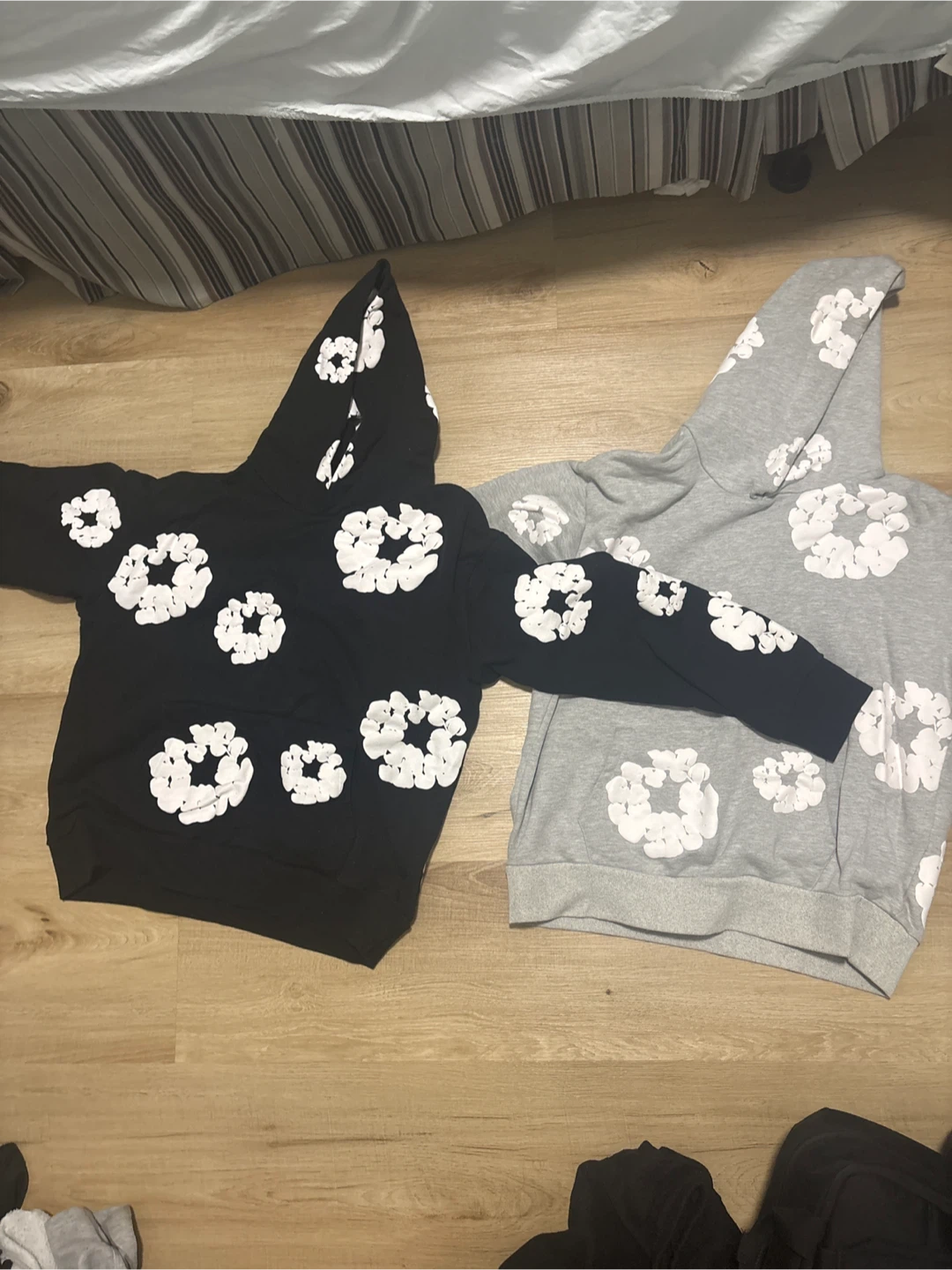 Deniem tears hoodies grey and black