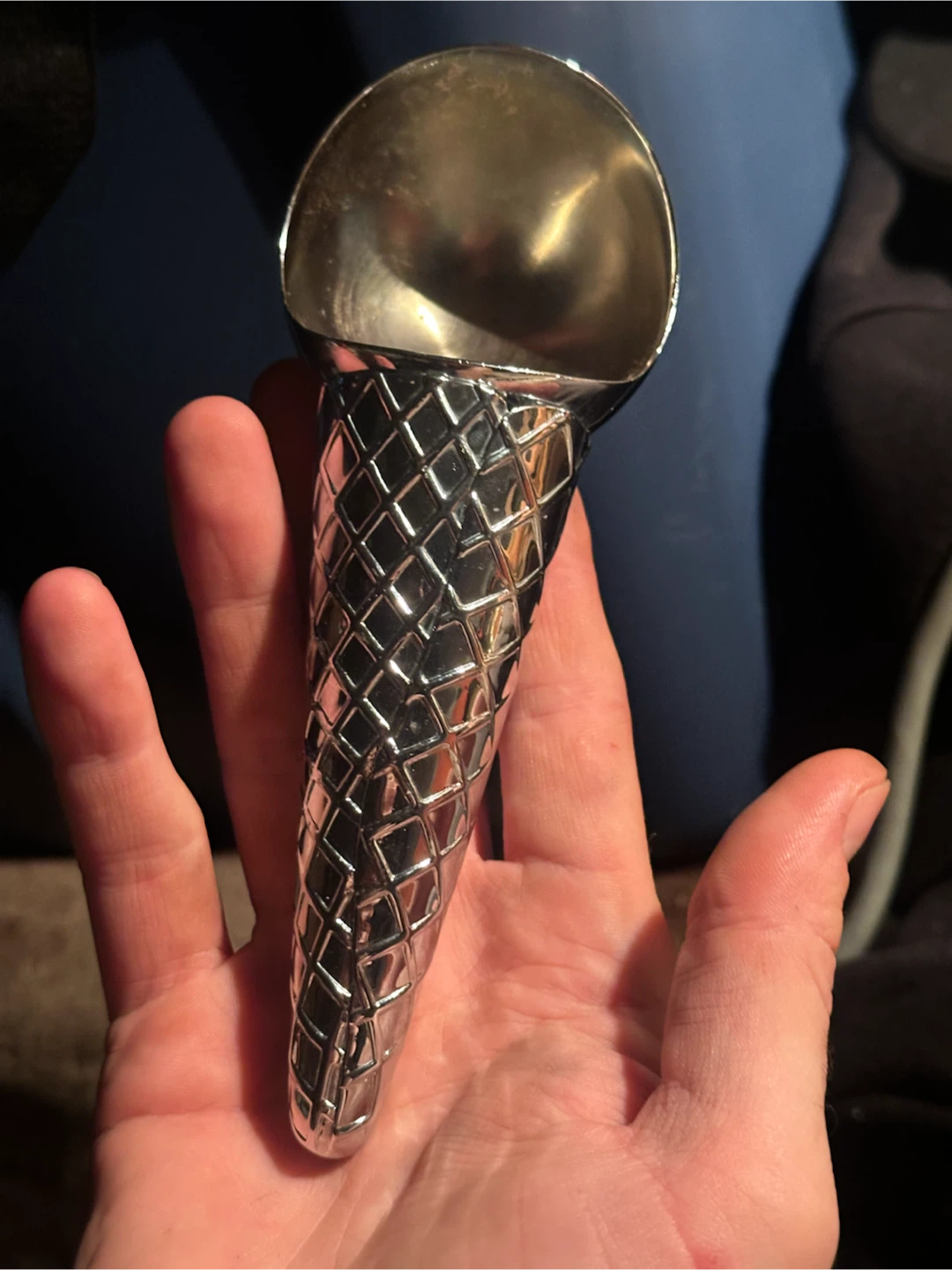 Ice cream cone shaped ice cream scoop