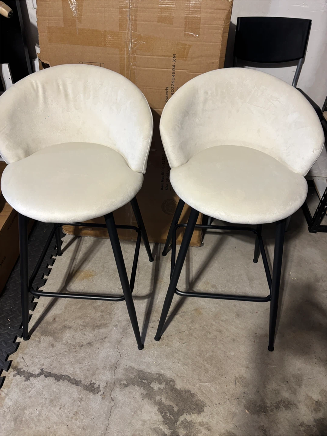 Set of 2 Cream Upholstered Bar Stools - photo 2