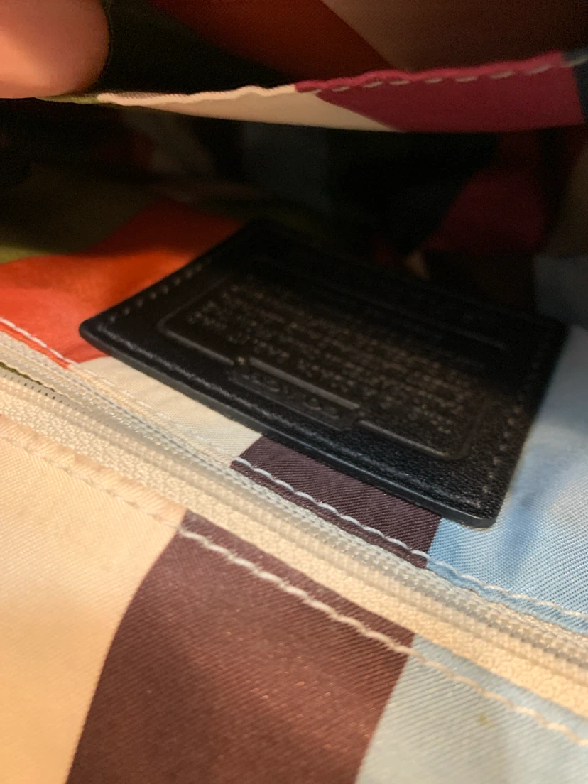 Black Leather Coach Bag - photo 4
