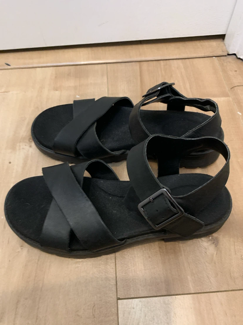 Clarks Black Leather Platform Sandals