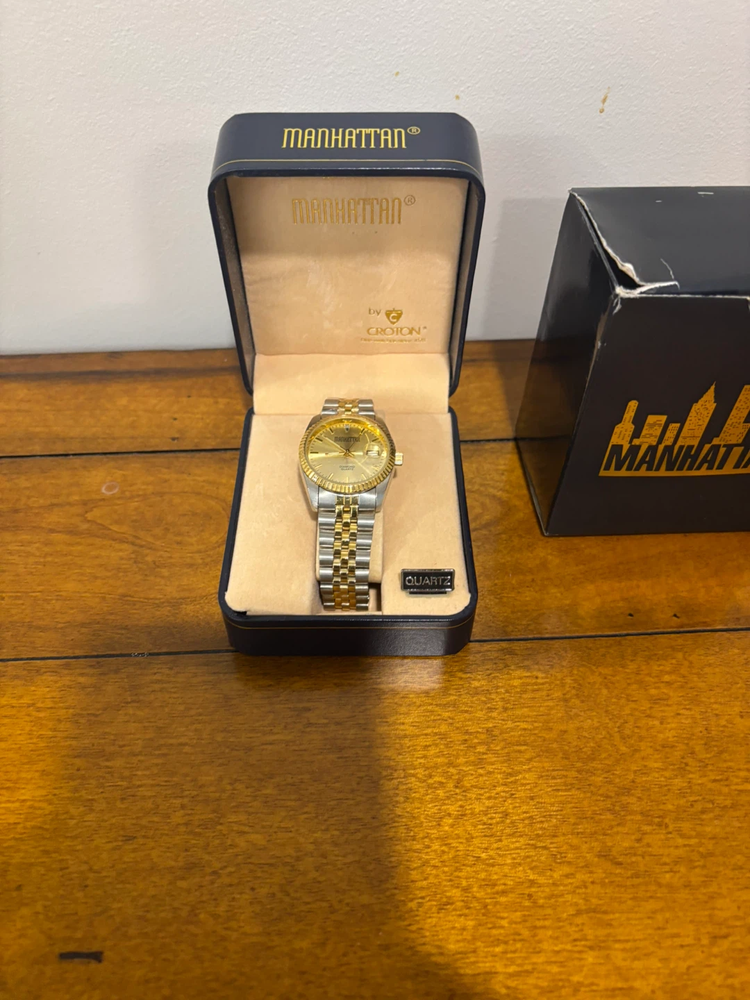 Manhattan Quartz Watch with Box - photo 2
