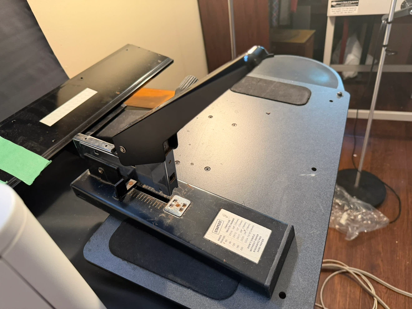 Staples Heavy Duty Stapler