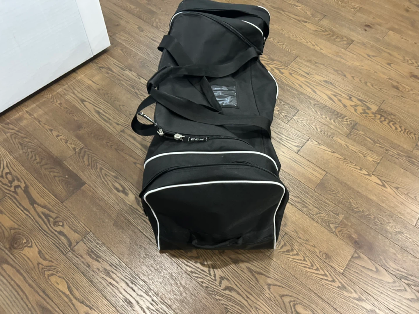 Hockey bag with wheels - photo 4