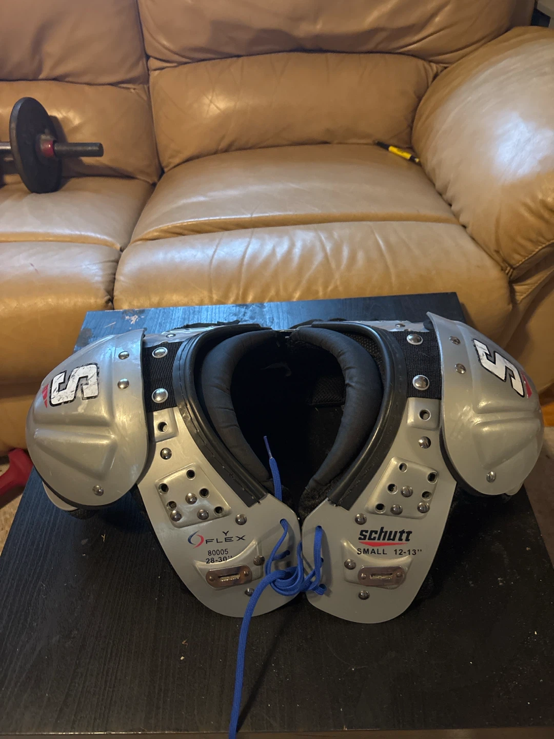 Schutt Youth Football Shoulder Pads