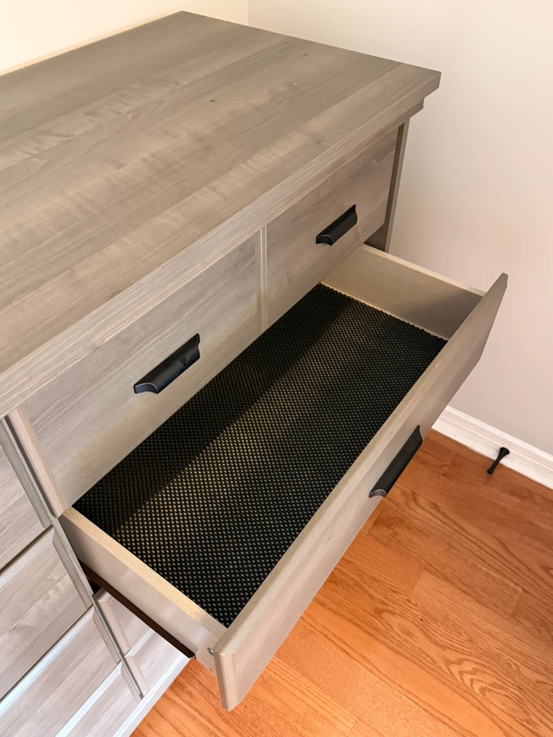 Grey Wood Dresser with 8 Drawers - photo 3