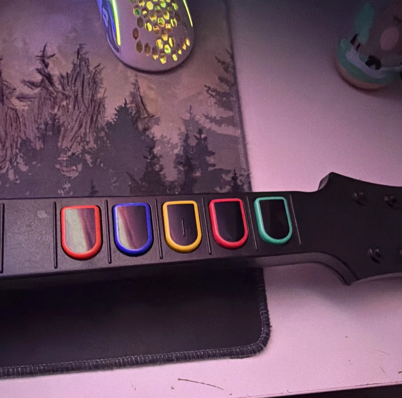 Guitar Hero World Tour Wii Guitar Controller - photo 3