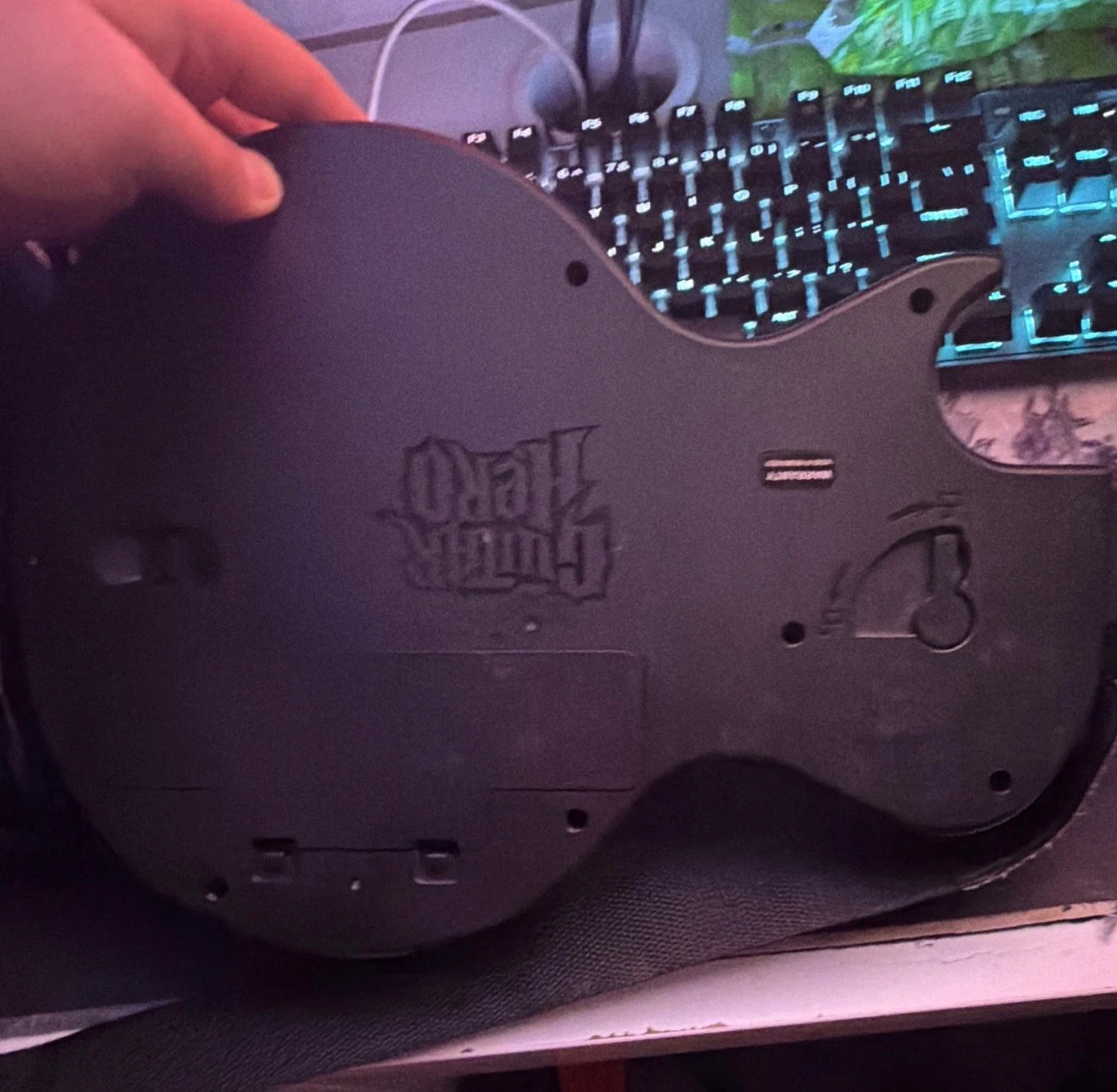 Guitar Hero World Tour Wii Guitar Controller - photo 4