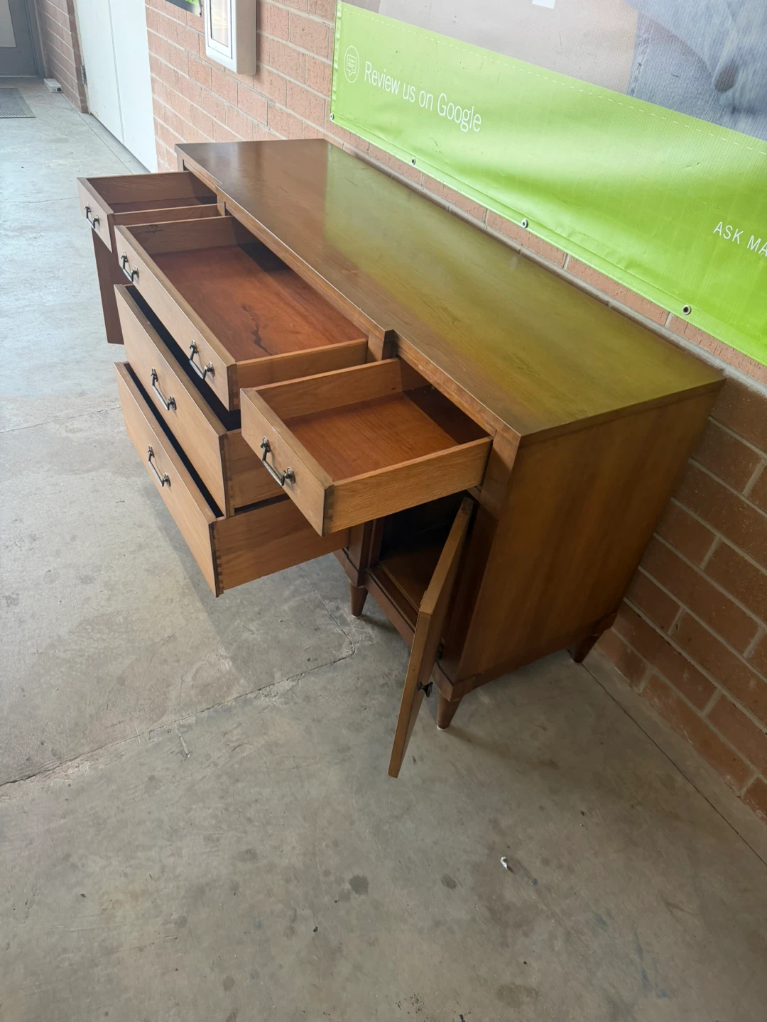 Sideboard/Buffet with drawers and storage - photo 5