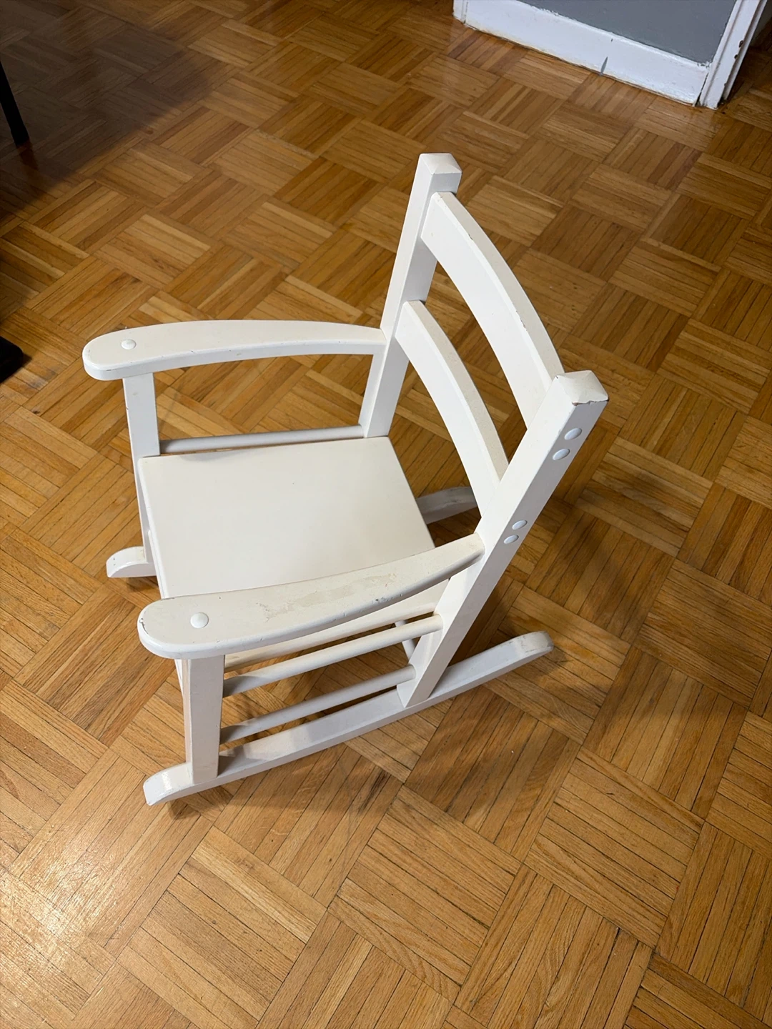 White Wooden Rocking Chair for Kids - photo 2