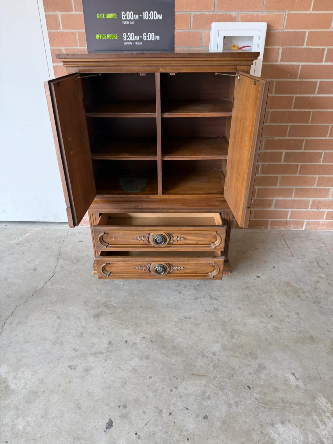 Vintage Wooden Armoire Wardrobe Dresser - photo 4
