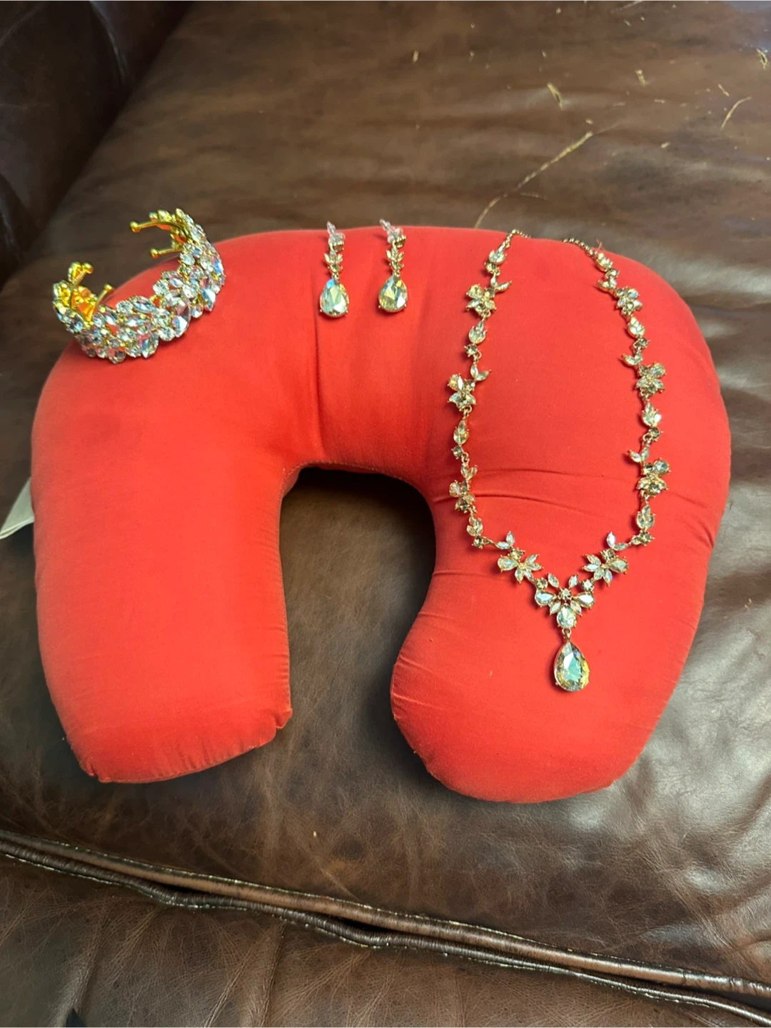 Rhinestone Jewelry Set - Necklace, Earrings, and Bracelet