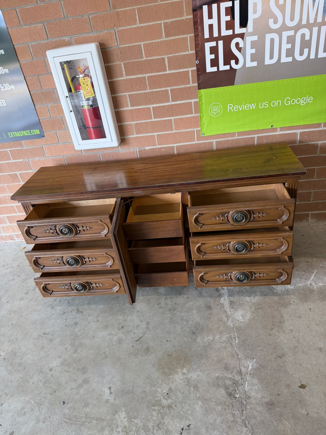 Vintage Wooden Dresser with 9 Drawers - photo 4