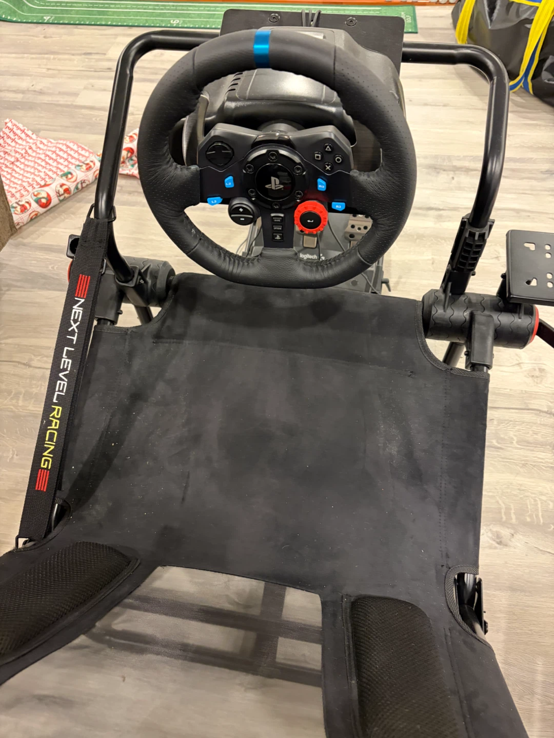 Next Level GT Lite Chair and Logitech wheel and pedals - photo 2